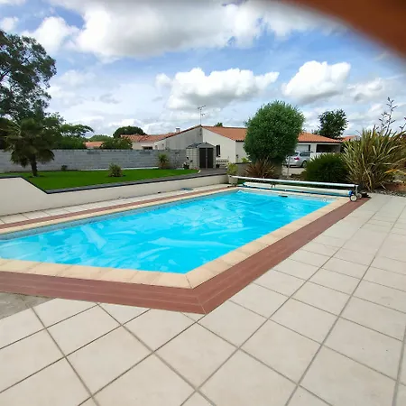 Maison d'hôtes Belle D'hotes Pret De La Tranche Sur